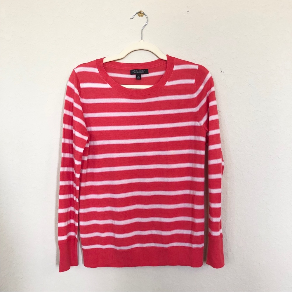 Banana Republic sweater, S